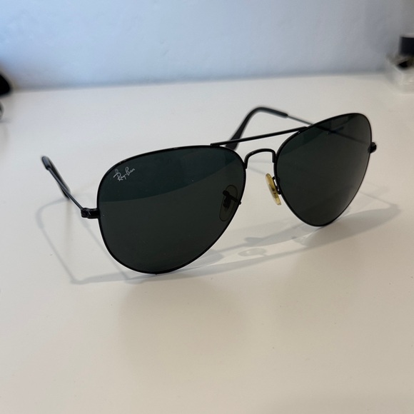 Ray-Ban Other - Ray-Ban Dark Aviator Sunglasses